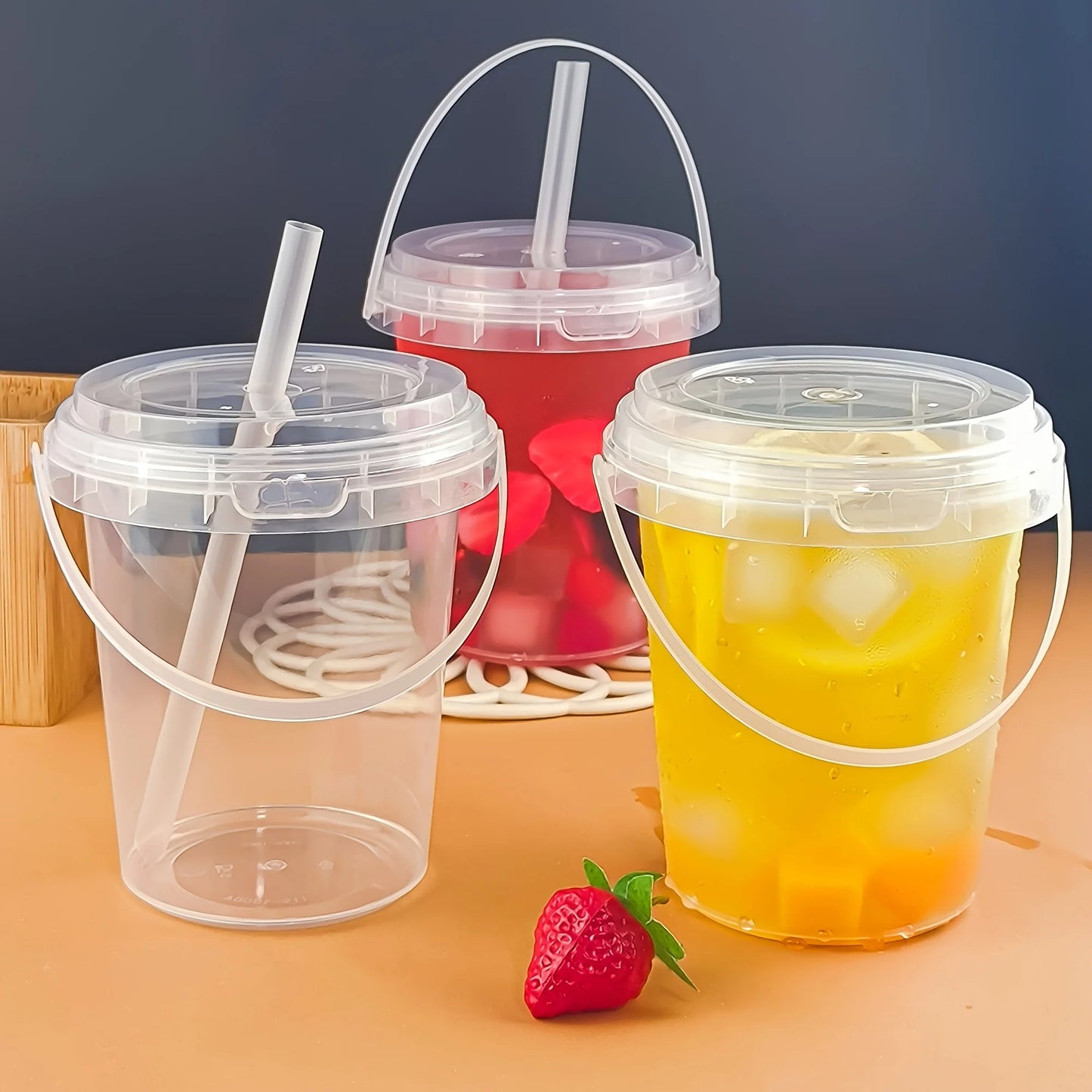 Hign-concerned Plastic Cups With Lids And Straws Reusable
