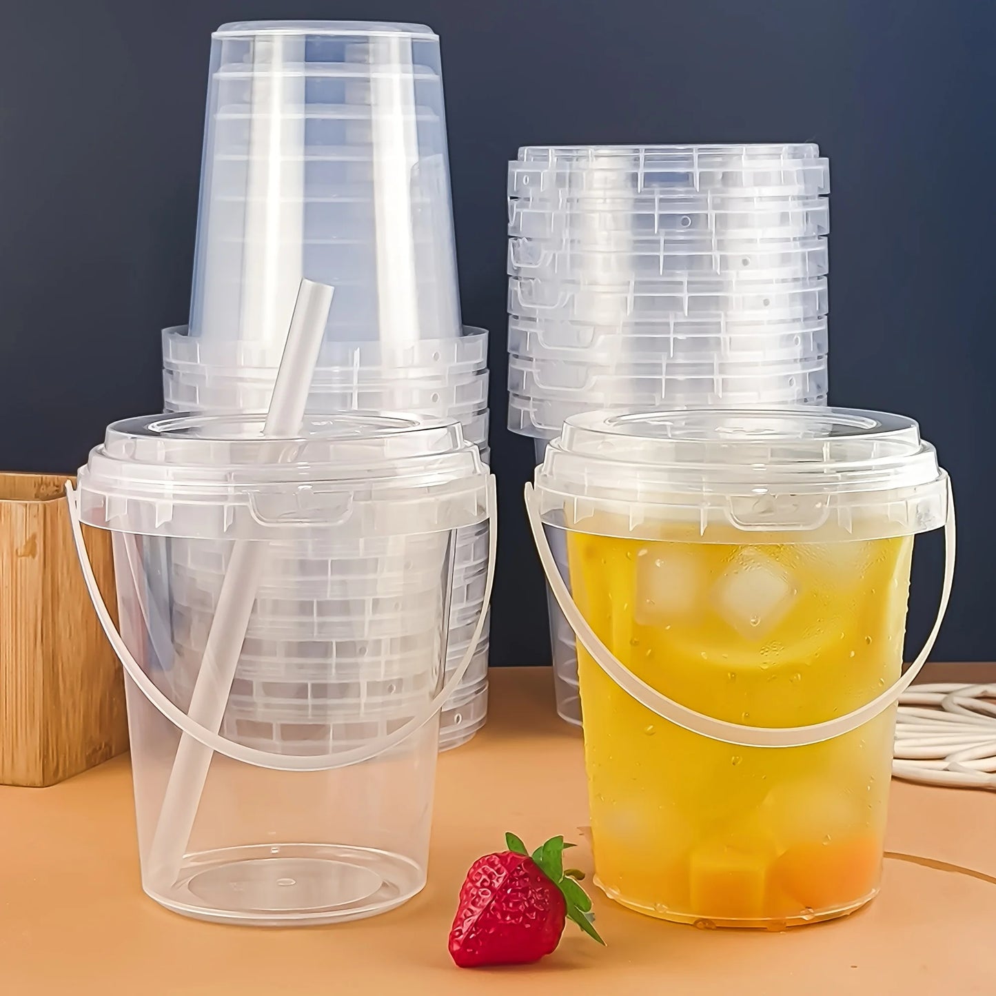 Hign-concerned Plastic Cups With Lids And Straws Reusable