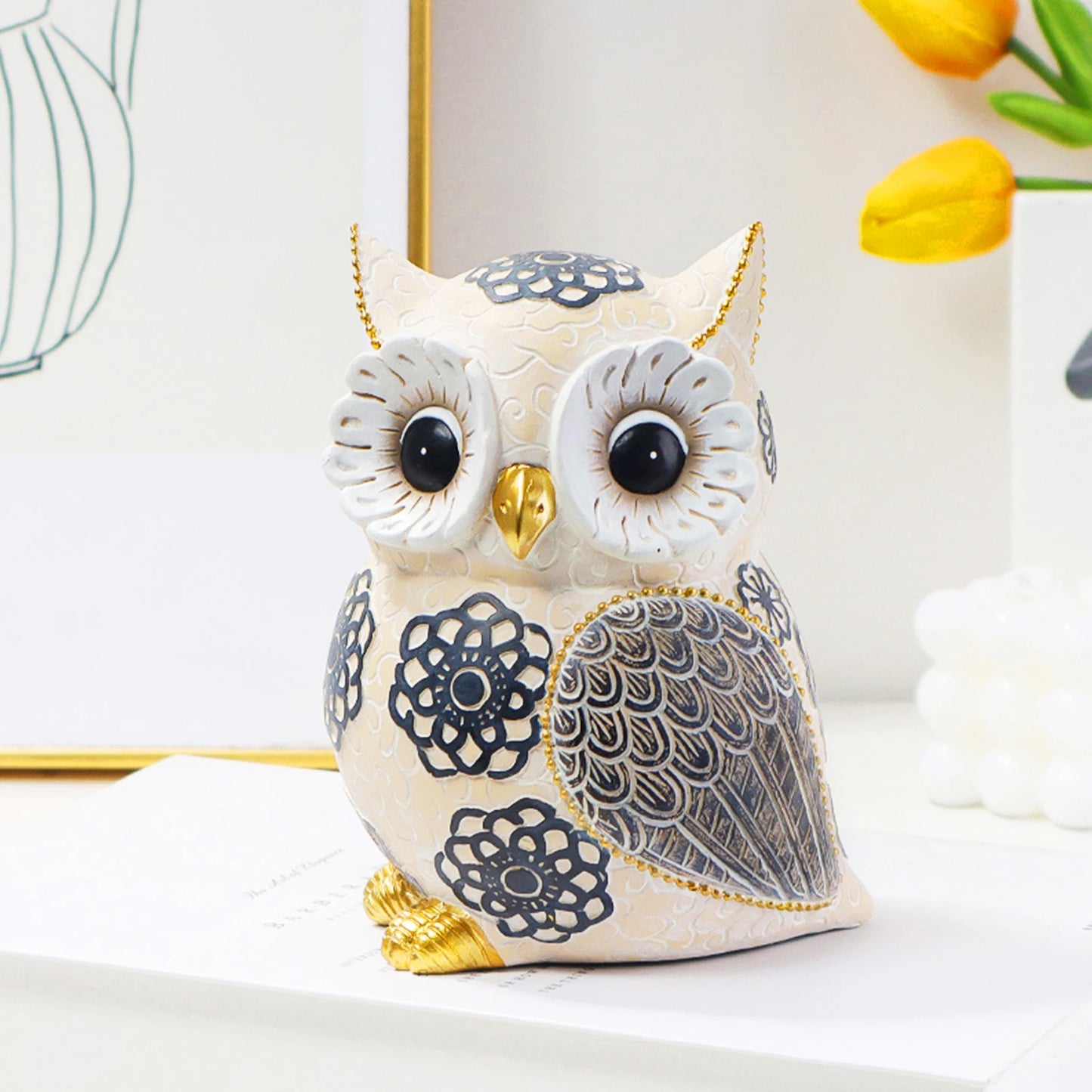 Hign Concerned Resin Owl Desktop Statue Cute Bird Figurine